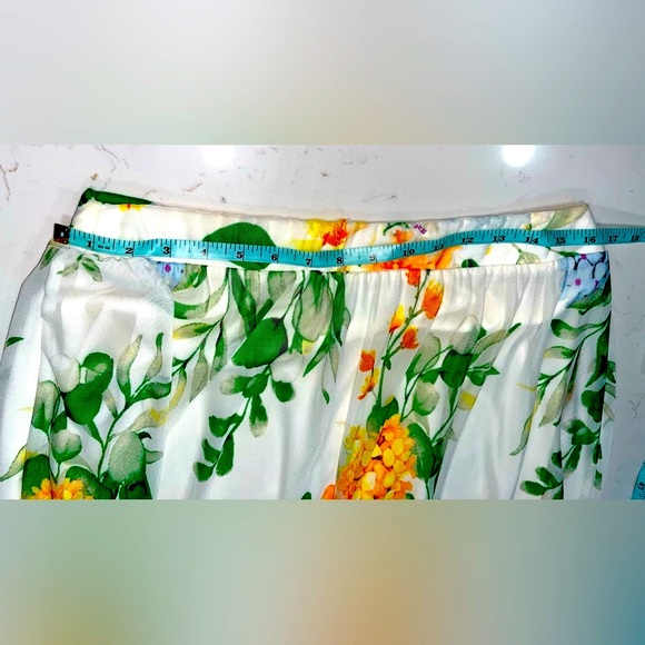 C EST. 1946 Floral Print Women's Long Skirt Size Medium - Picture 4 of 7